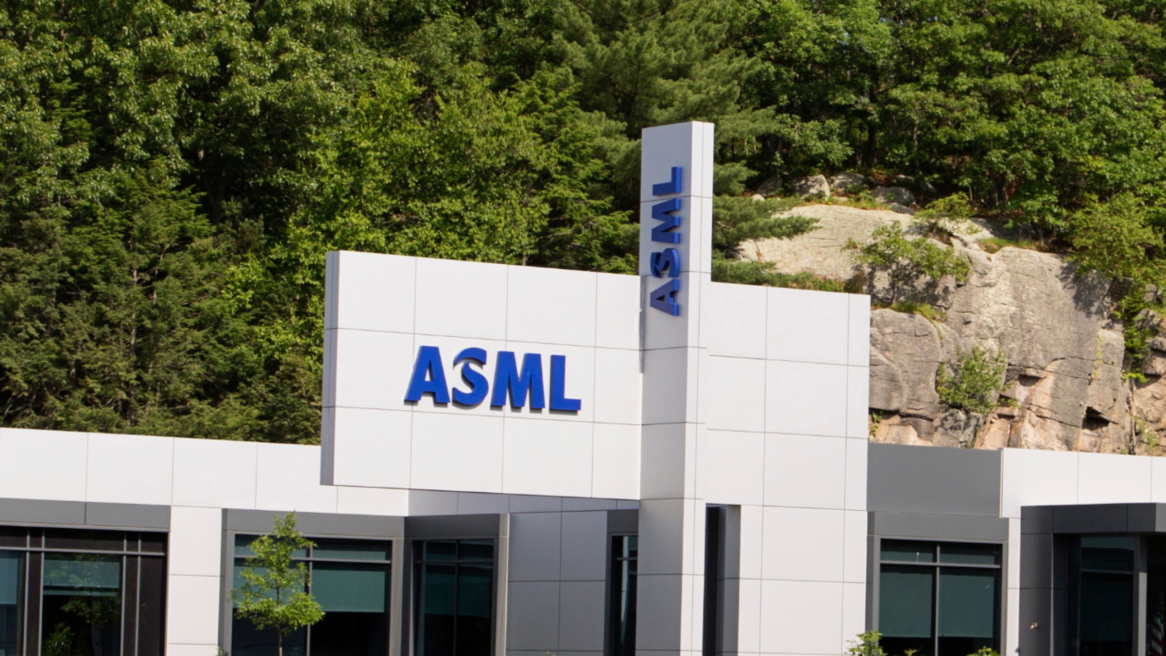 ASML verrast positief, maar verliest 6 procent: de China-paradox in één oogopslag
