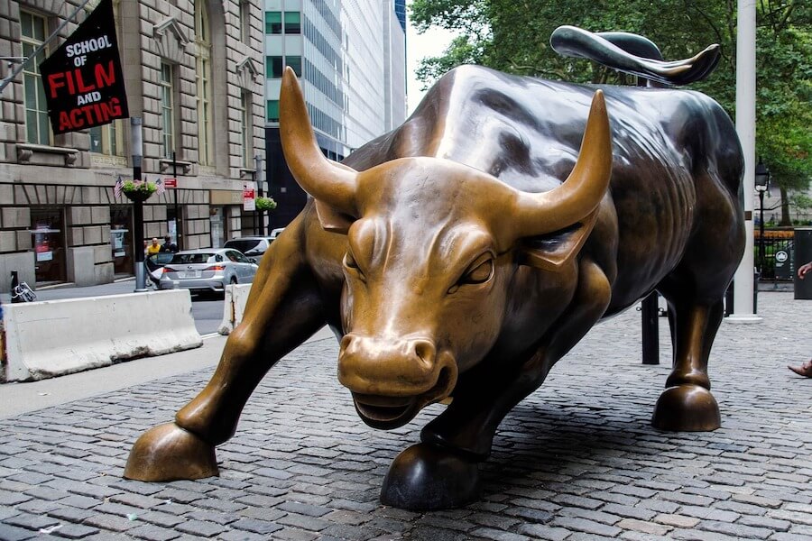 Wall Street neemt gas terug: records wijken voor olieprijssprong en Midden-Oosten-spanning