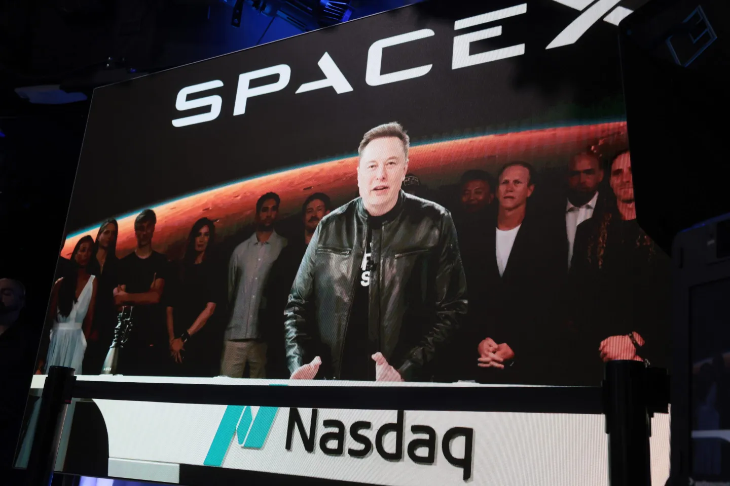 SpaceX naar de beurs met recordwaardering van 1,77 biljoen dollar: wat je als belegger moet weten