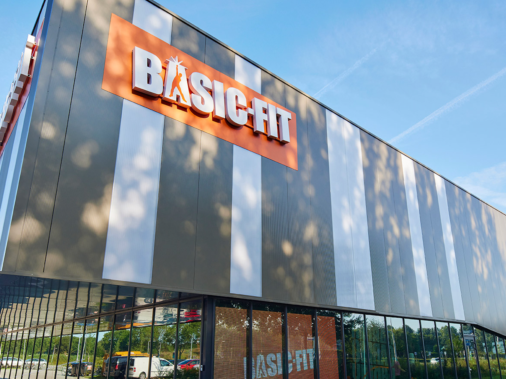 Aarzelend begin van Q3: Aegon koopt in, Basic-Fit op overnamepad, chiprally raast door